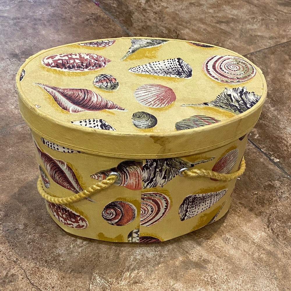 Seashell Patterned Yellow Sewing Storage Box - Picture 2 of 12